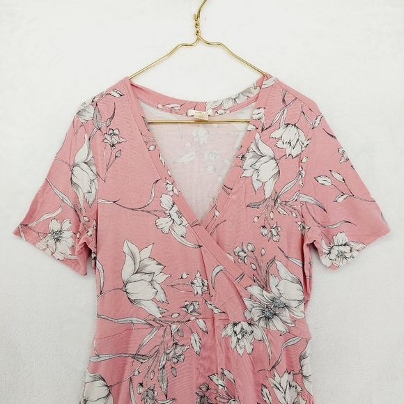 Matty M Pink & White Floral Short Sleeve V-Neck Midi Dress 2276 - Picture 3 of 7